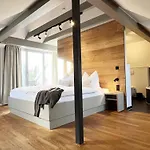 Апартаменты 